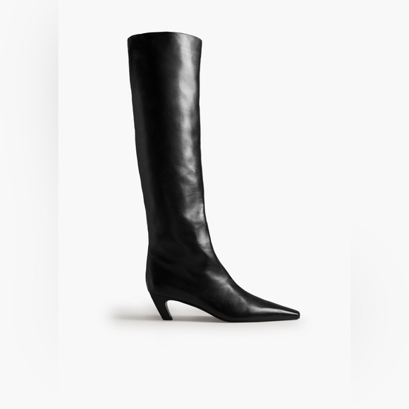 BEWARE: KHAITE SCAMS - BOOTS NEWLY LISTED [READ] - Picture 1 of 1